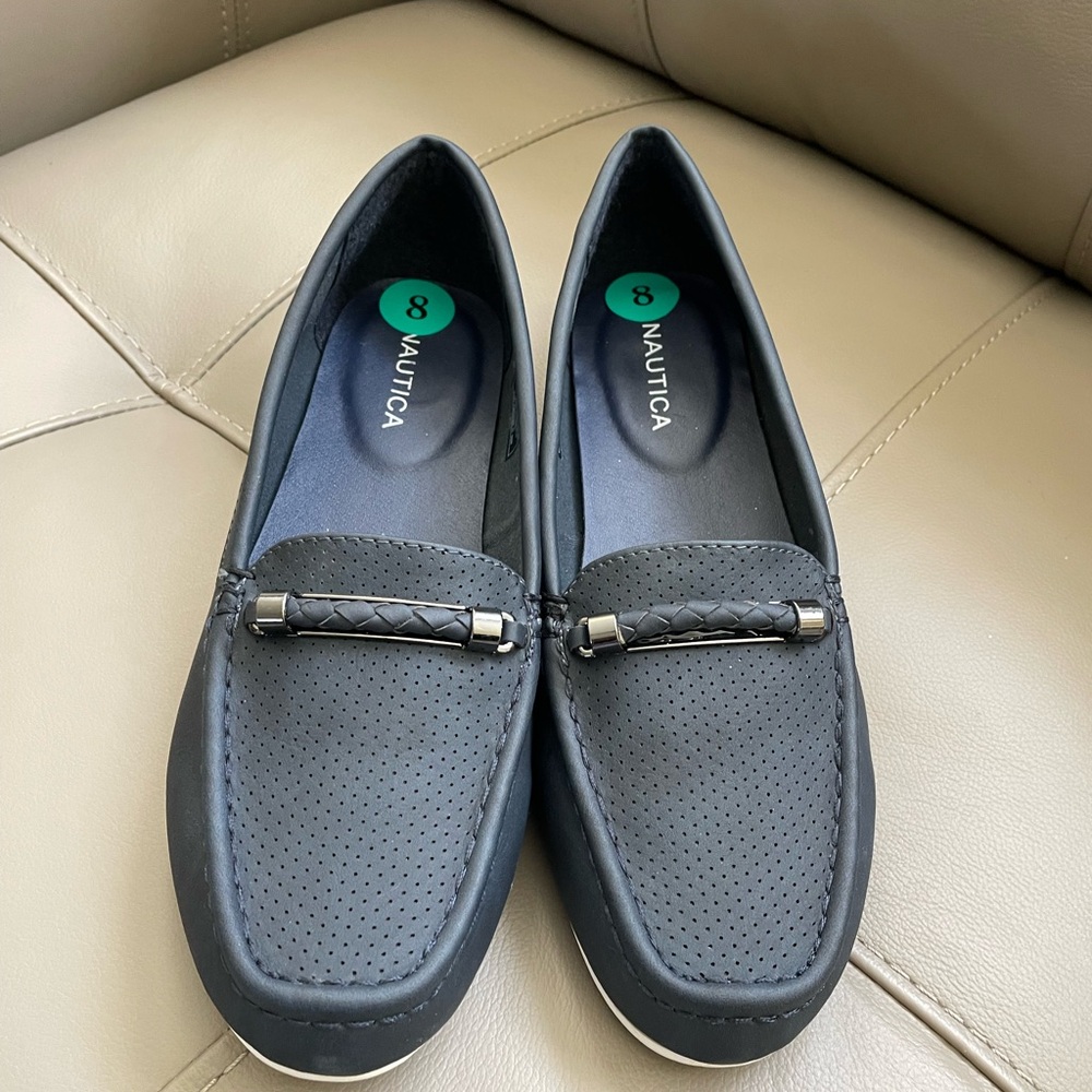 Nautica Women's Blue Loafers, size 8- NIB